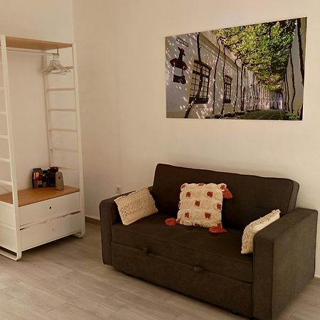 Apartamentos Turisticos A.Parra Jerez de la Frontera Luaran gambar