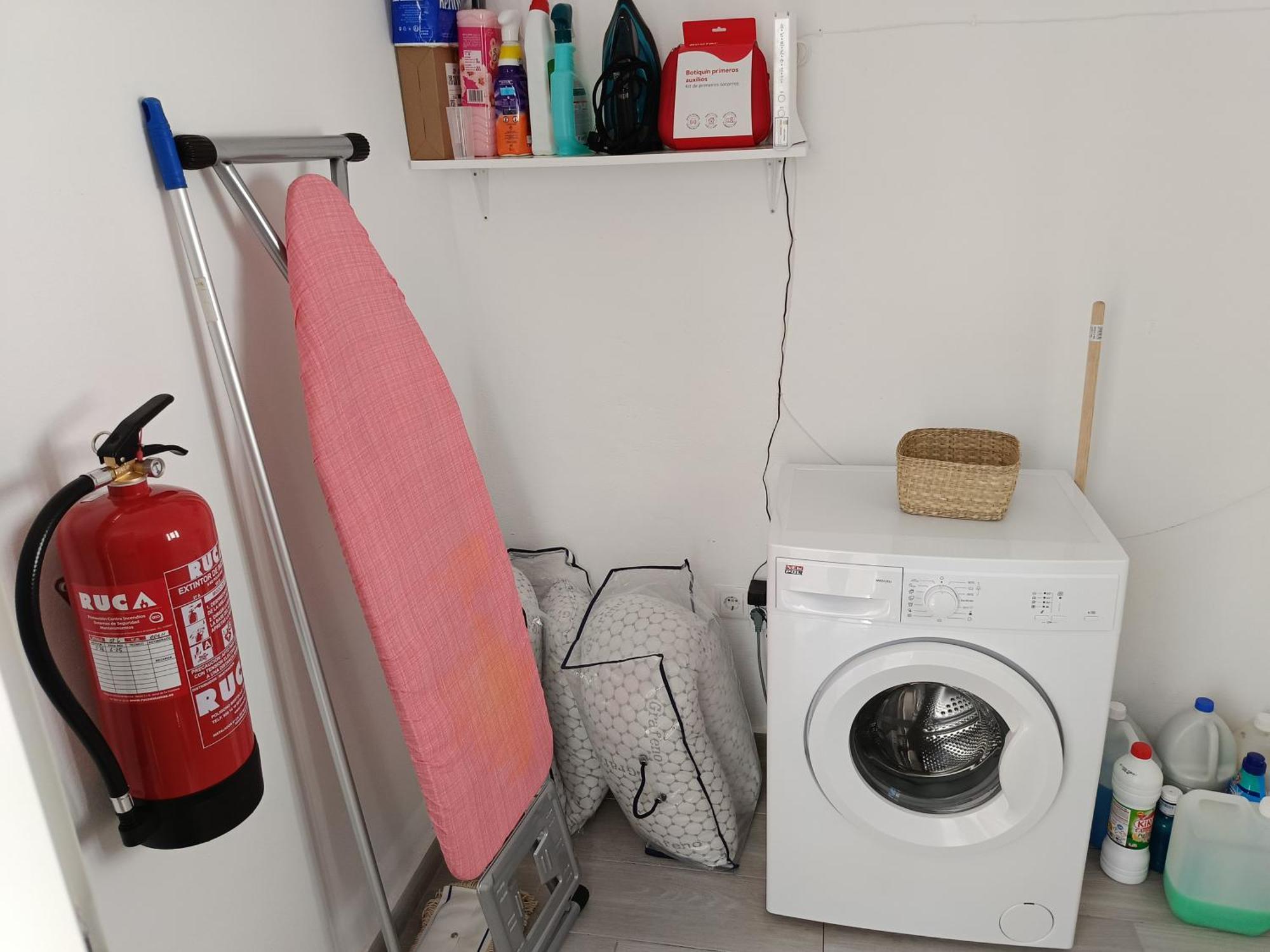 Apartamentos Turisticos A.Parra Jerez de la Frontera Luaran gambar