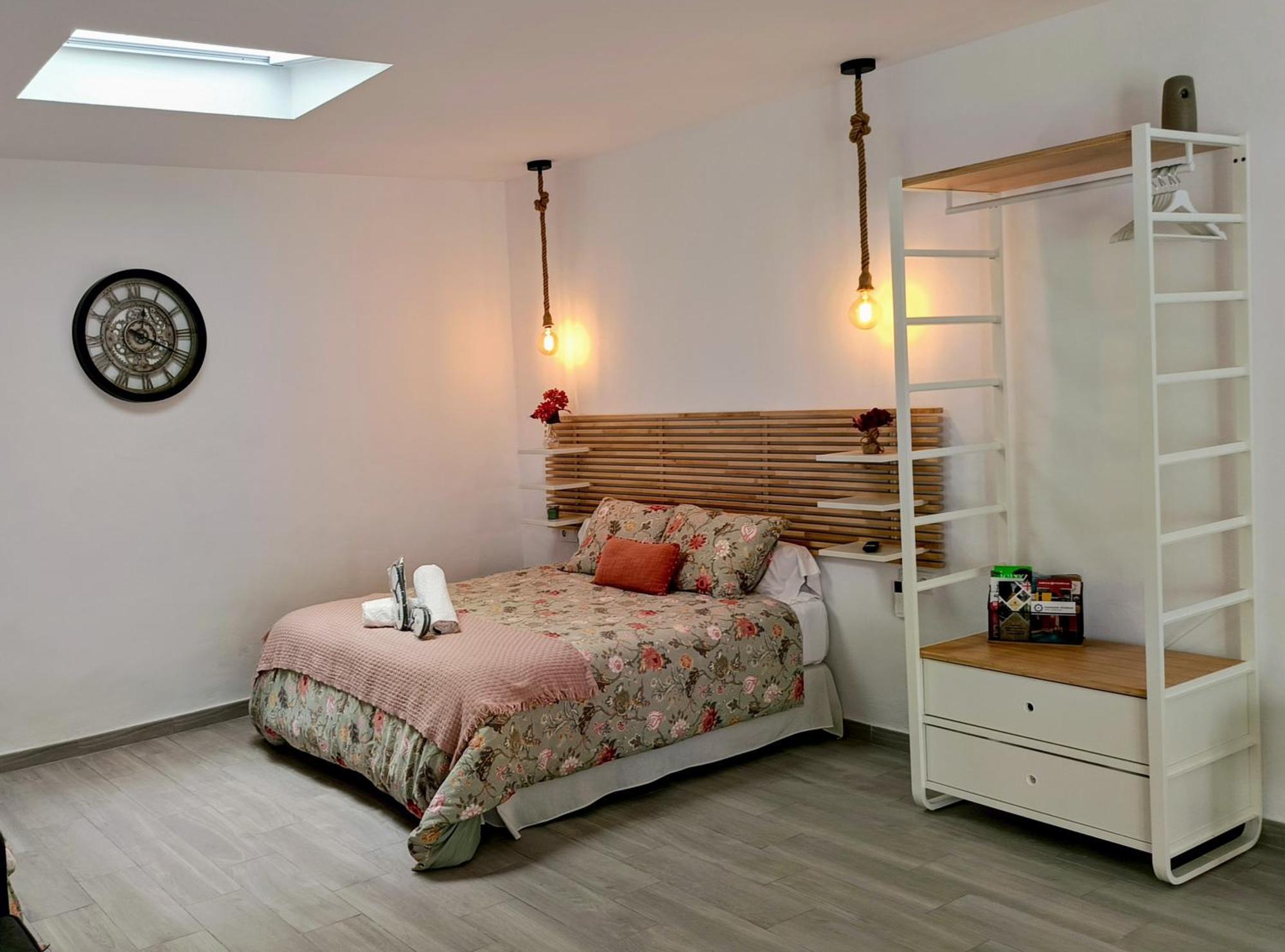 Apartamentos Turisticos A.Parra Jerez de la Frontera Luaran gambar